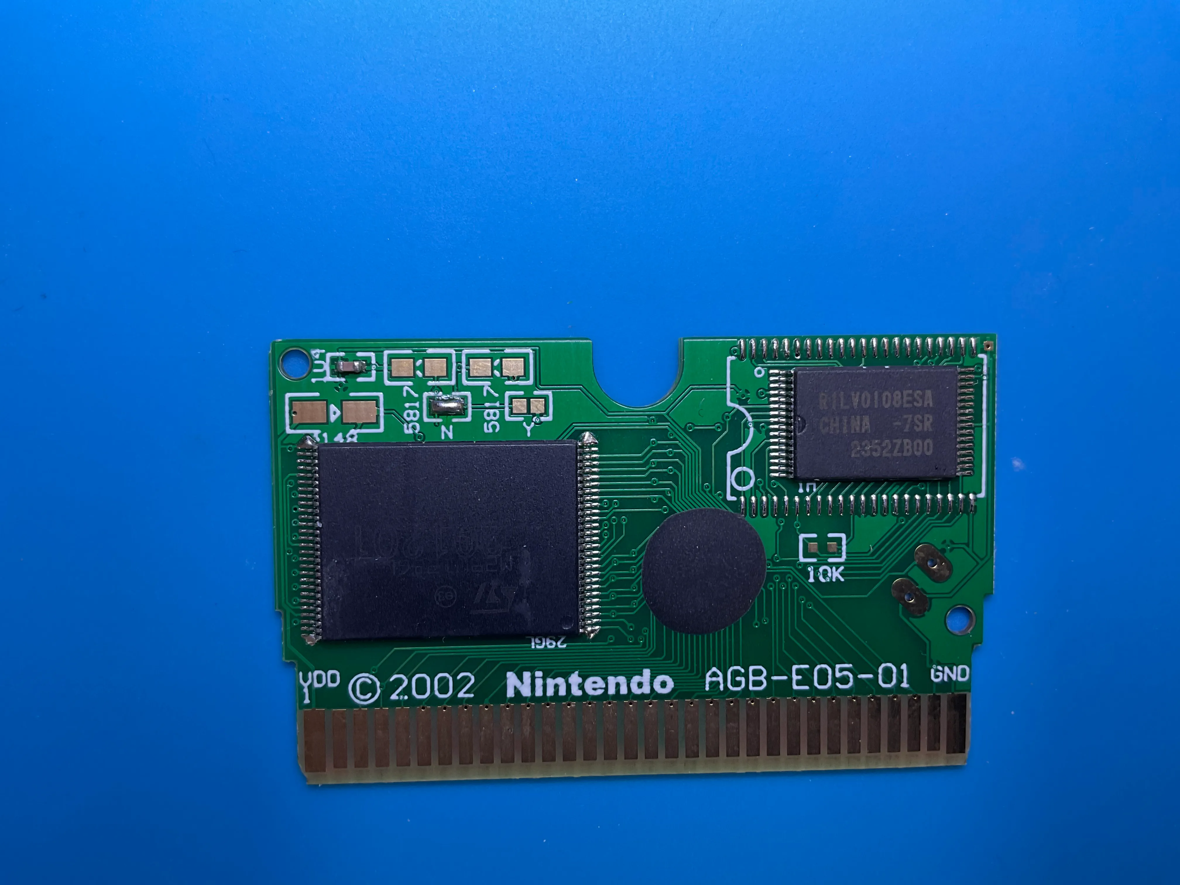 Memory type printed on a GBA PCB