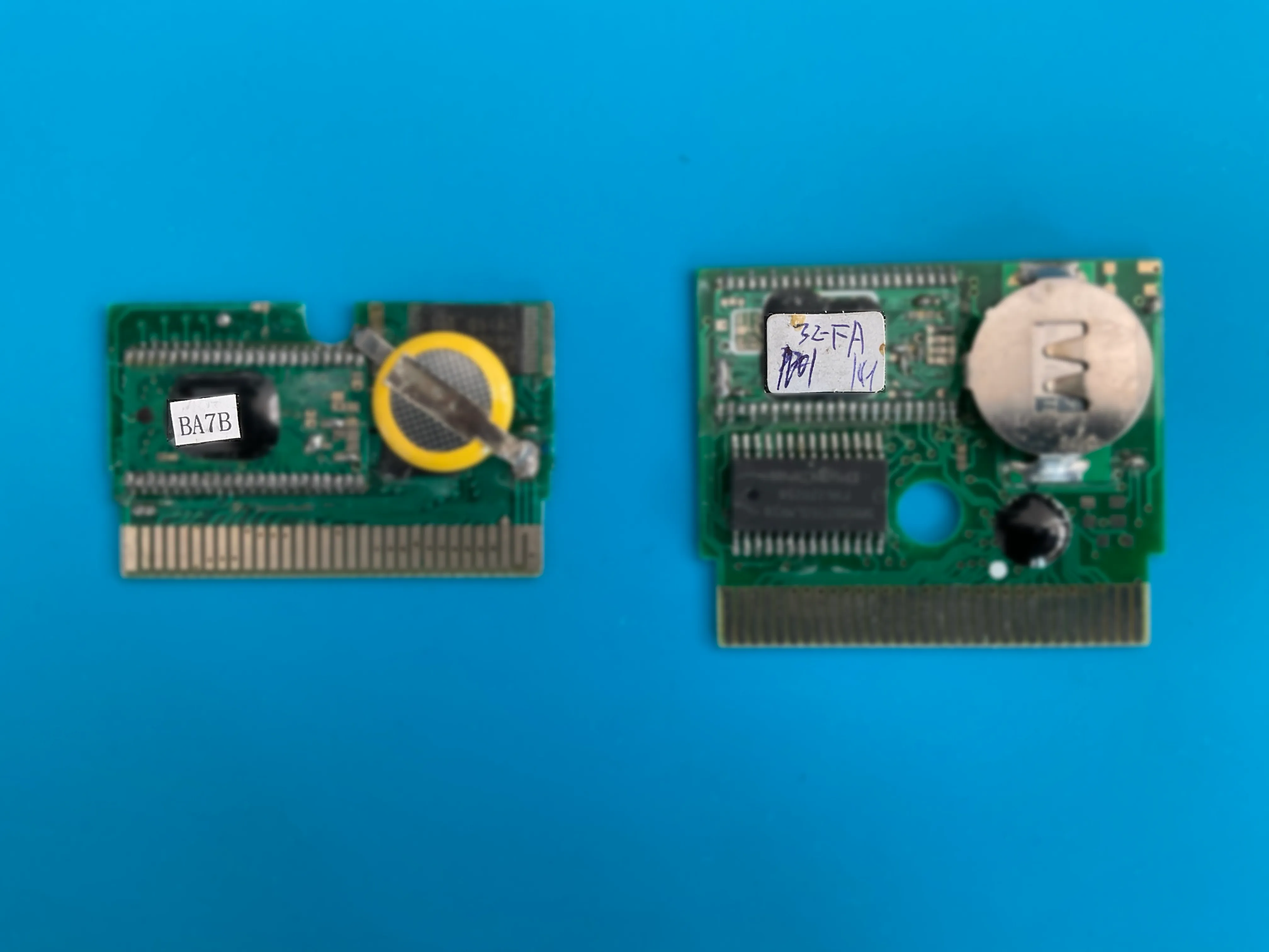 Sticker inside a fake cartridge